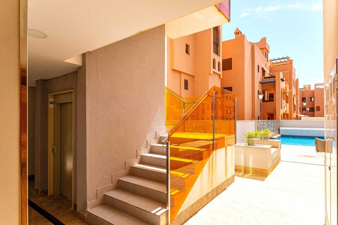 Beach And Рool Torrevieja Exterior photo